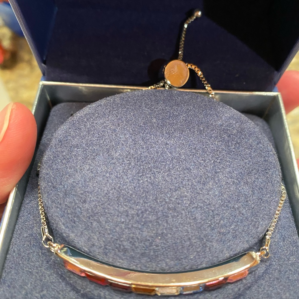 Bracelet - Picture 2 of 2